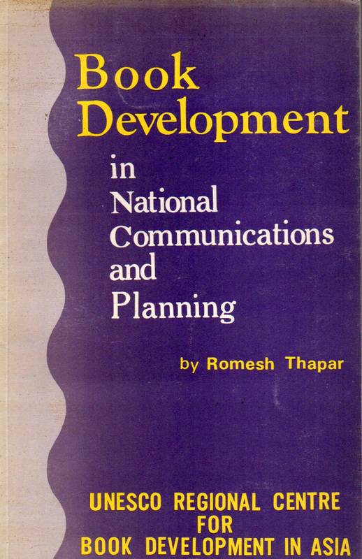 Thapar,Romesh  Book Development in National Communication and Planning 