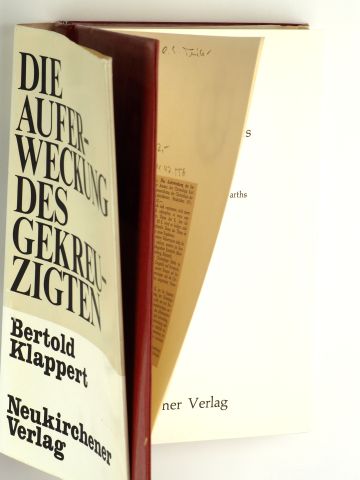 Klappert, Bertold:  Die  Auferweckung des Gekreuzigten. Der Ansatz der Christologie Karl Barths im Zusammenhang der Christologie der Gegenwart. 