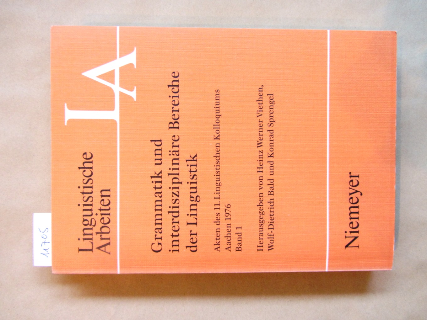 Viethen, Heinz Werner et al. (Hrsg.):  Grammatik interdisziplinäre Bereiche der Linguistik. Akten des 11. Linguistischen Kolloquiums, Aachen 1976, Band 1 apart. ("Linguistische Arbeiten", 49) 