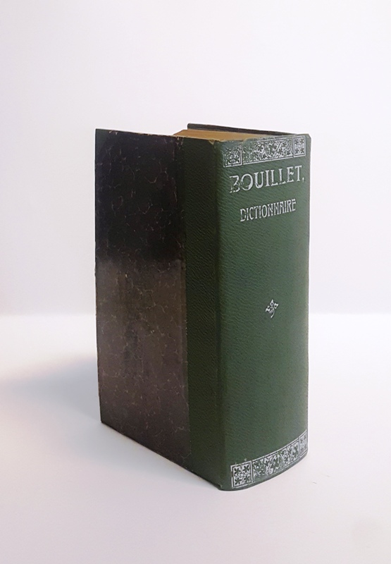 Bouillet, M.-N.  Dictionnaire universel des Sciences, des Lettres et des Arts. Refondu soous la direction de É. Faguet et J. Tannery. 17e éd. 