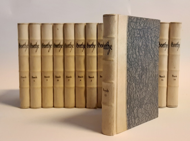 Goethe  BIBLIOPHILE HALBPERGAMENT-AUSGABE - Goethes Werke in fünfzehn Bänden. Herausgegeben von Eduard von der Hellen. Komplett in 15 Bänden. 