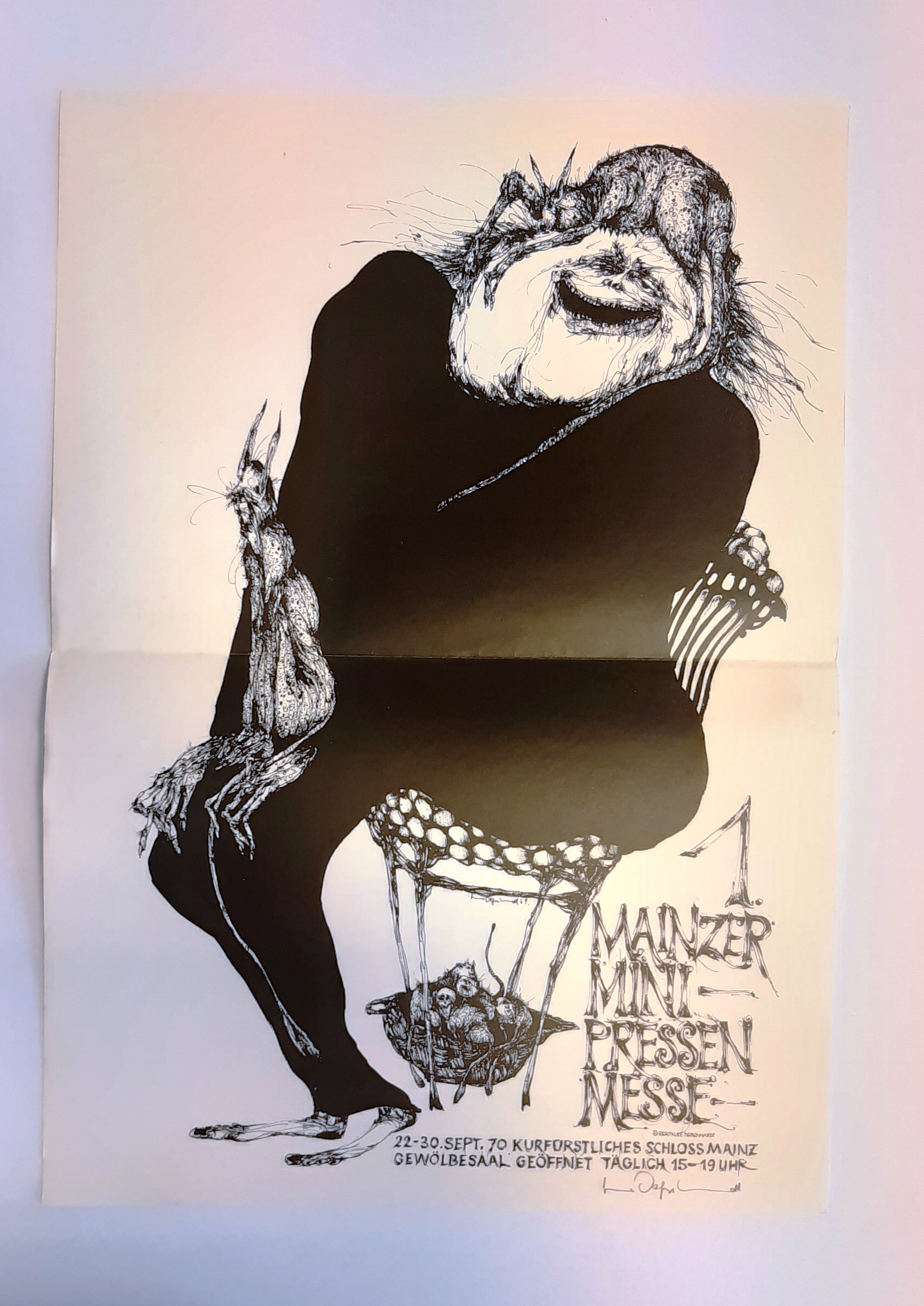 Degenhardt, Gertrude  PLAKAT. Original-Lithographie - 1. Mainzer Mini-Pressen-Messe 1970. 43 x 30,5 cm, eigenhändig mit Bleistift sigiert. 
