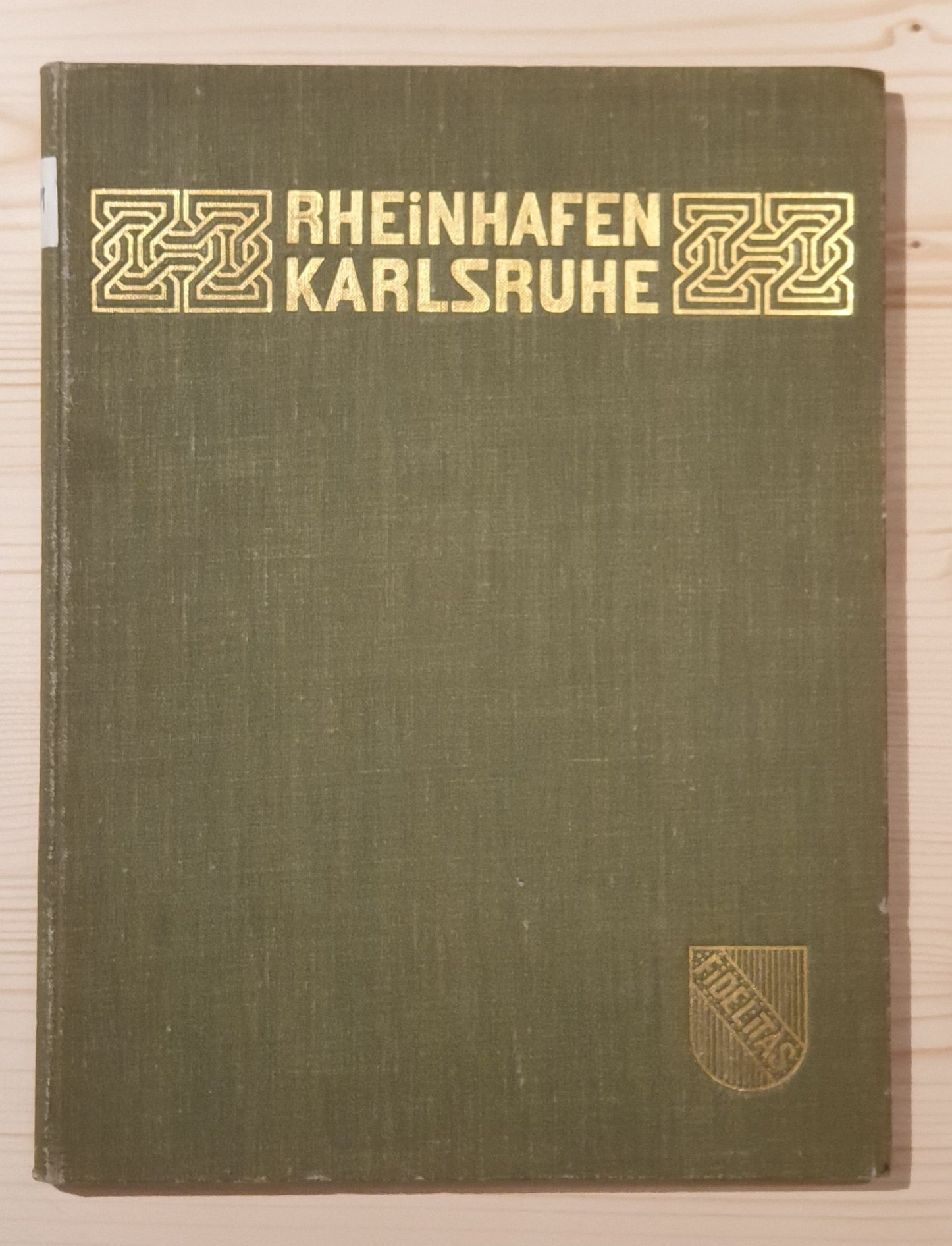 Seebold Rosshirt und  v. Stürzenacker:  Der städtische Rheinhafen Karlsruhe. Festschrift zur Eröffnungsfeier 1902. 