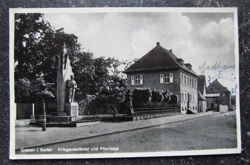   Ansichtskarte Graben in Baden "Kriegerdenkmal und Pfarrhaus" 
