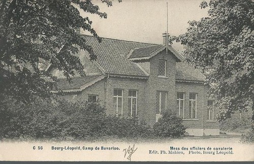 ohne Autor  Ansichtskarte Bourg-Leopold (Camp de Beverloo; Mess des officiers de cavalerie) 
