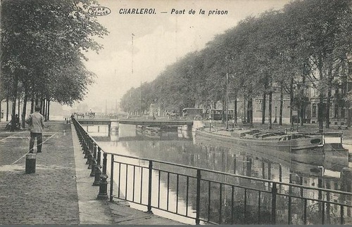 ohne Autor  Ansichtskarte Charleroi. Pont de la Prison 