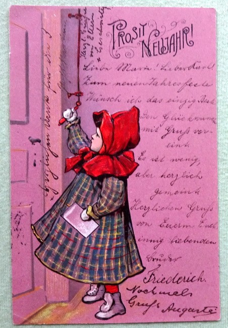   Ansichtskarte AK Prosit Neujahr (Prägekarte Mädchen mit rotem Kopftuch an einer Türklingel)) 