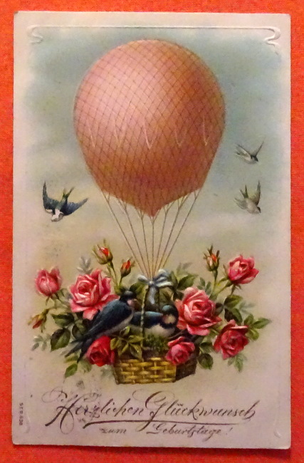   Ansichtskarte AK Herzlichen Glückwunsch zum Geburtstage (Litho Ballon mit Blumen und Schwalben, Prägedruck) 