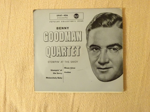 Benny Goodman Quartet  Stompin` at the Savoy / Melancholy Baby / Moon Glow / Avalon (Single 45 U/min.) 