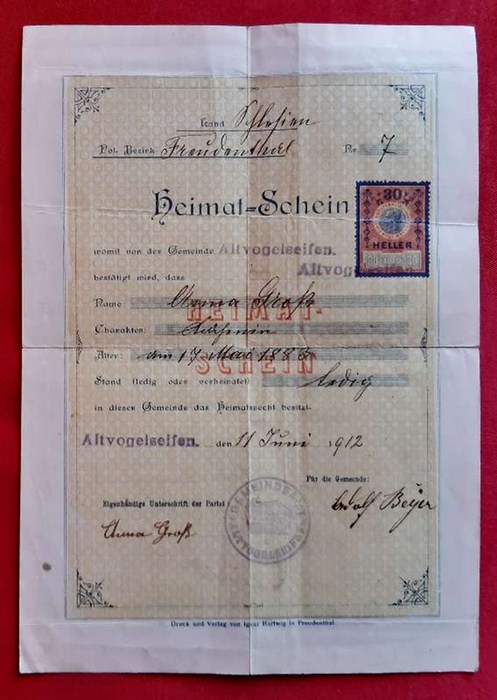 Gross, Anna  Heimat-Schein für Anna Gross. Land Schlesien, Pol. Bezirk Freudenthal, Gemeinde Altvogelseifen v. 11. Juni 1912 