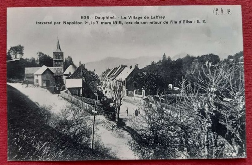   Ansichtskarte AK Dauphine - La Village de Laffrey traverse par Napoleon 1er, le 7 mars 1815, lors de son retour de l`ile d`Elbe - E.R. 