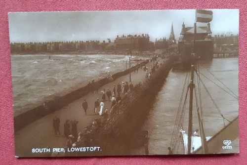   Ansichtskarte AK Lowestoft (Schottland). South Pier 