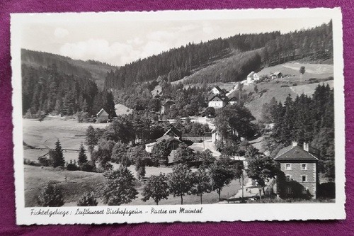  AK Ansichtskarte Fichtelgebirge: Bischofsgrün Luftkurort - Partie im Maintal (Stempel Bahnpost Neuenmarkt-Bischofsgrün Zug 2550) 