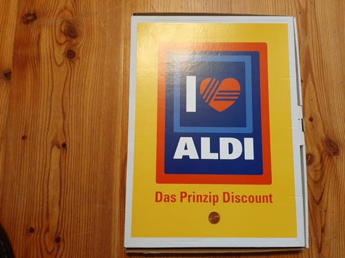 Spieler, Reinhard [Hrsg.] ; Dücker, Burckhard [Mitarb.]  I (love) Aldi : das Prinzip Discount 