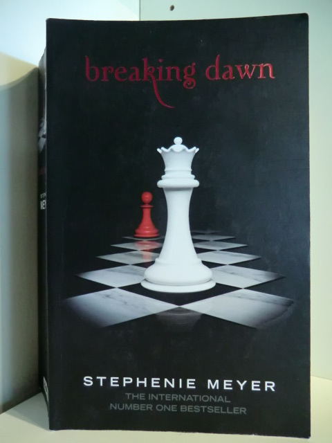 Meyer, Stephenie  Breaking Dawn 