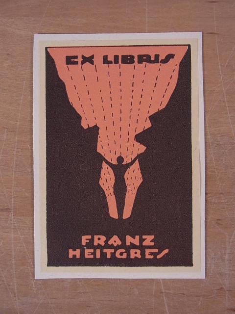 Unbekannter Künstler:  Exlibris für Franz Heitgres. Motiv: Gestalt, in einer Schlucht stehend 