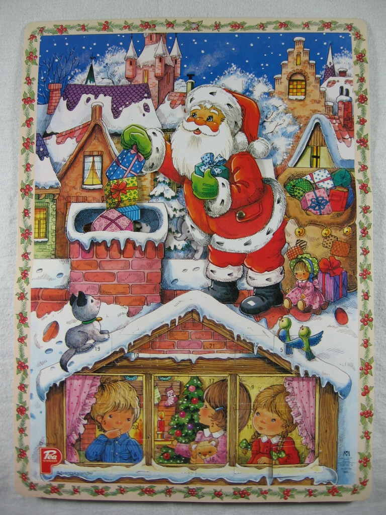   Pea Adventskalender: Weihnachtsmann bringt Geschenke durch den Schornstein. 
