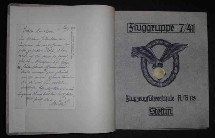 Hrsg.  Fluggruppe 7 / 41 + Flugzeugführerschule A / B 118 Stettin    Privatalbum von  Rolf  Leonhardt -  