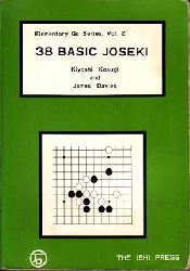 Kosugi, Kiyoshi und James Davies:  38 Basic Josekis (Beginner and Elementary Go Books) 