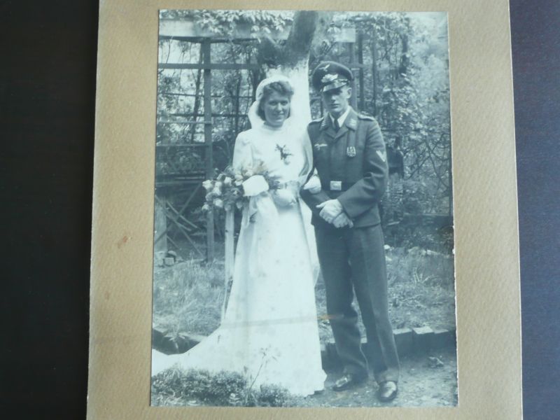 Fotographie  Hochzeitsfoto eines Luftwaffen-Offiziers um 1940 