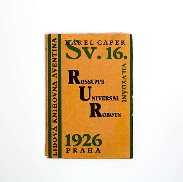 Capek, Josef (Cover designs)  Sammlung in 9 Bänden mit Einbänden gestaltet von Josef Capek. Collection of 9 covers designed by Josef Capek. 
