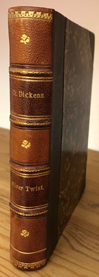 Dickens, Charles / L. Moltke (oversat)  Oliver Twist eller Fattighusdrengens Livsvandring 