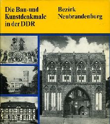 Baier, Gerd, Horst Ende und Brigitte Oltmanns:  Die Bau- und Kunstdenkmale in der DDR. Bezirk Neubrandenburg. Mit Aufnahmen von Thomas Helms, 15 bersichtskarten und 884 Abbildungen. 