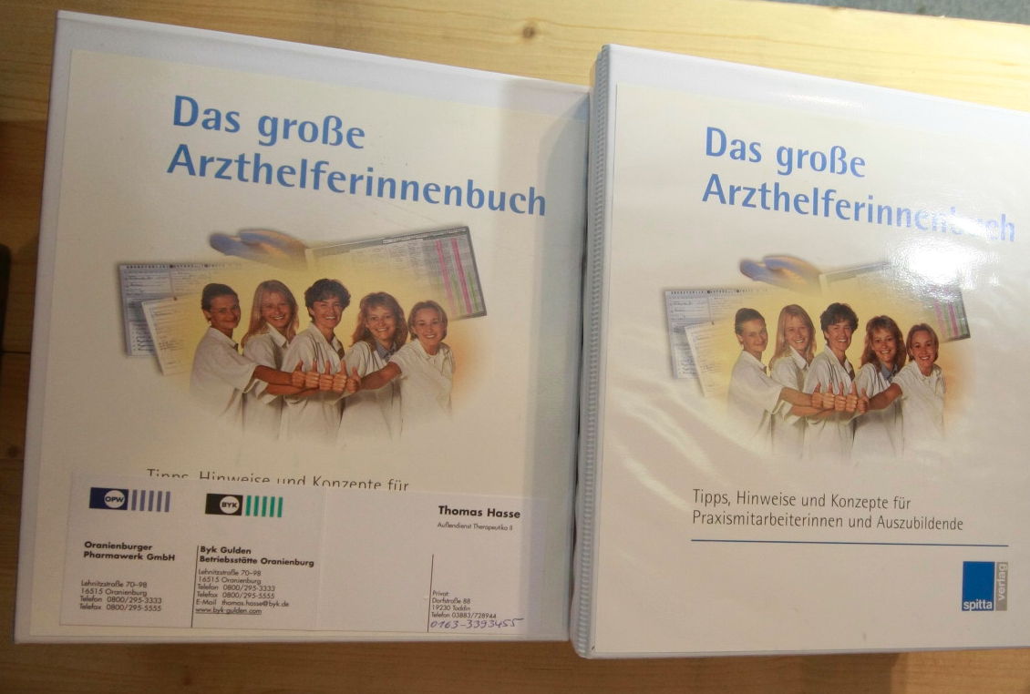   Das große Arzthelferinnenbuch. Bd. 1 + 2. 