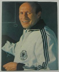   AK Helmut Schn (Bundestrainer des Deutschen Fuball-Bundes) 