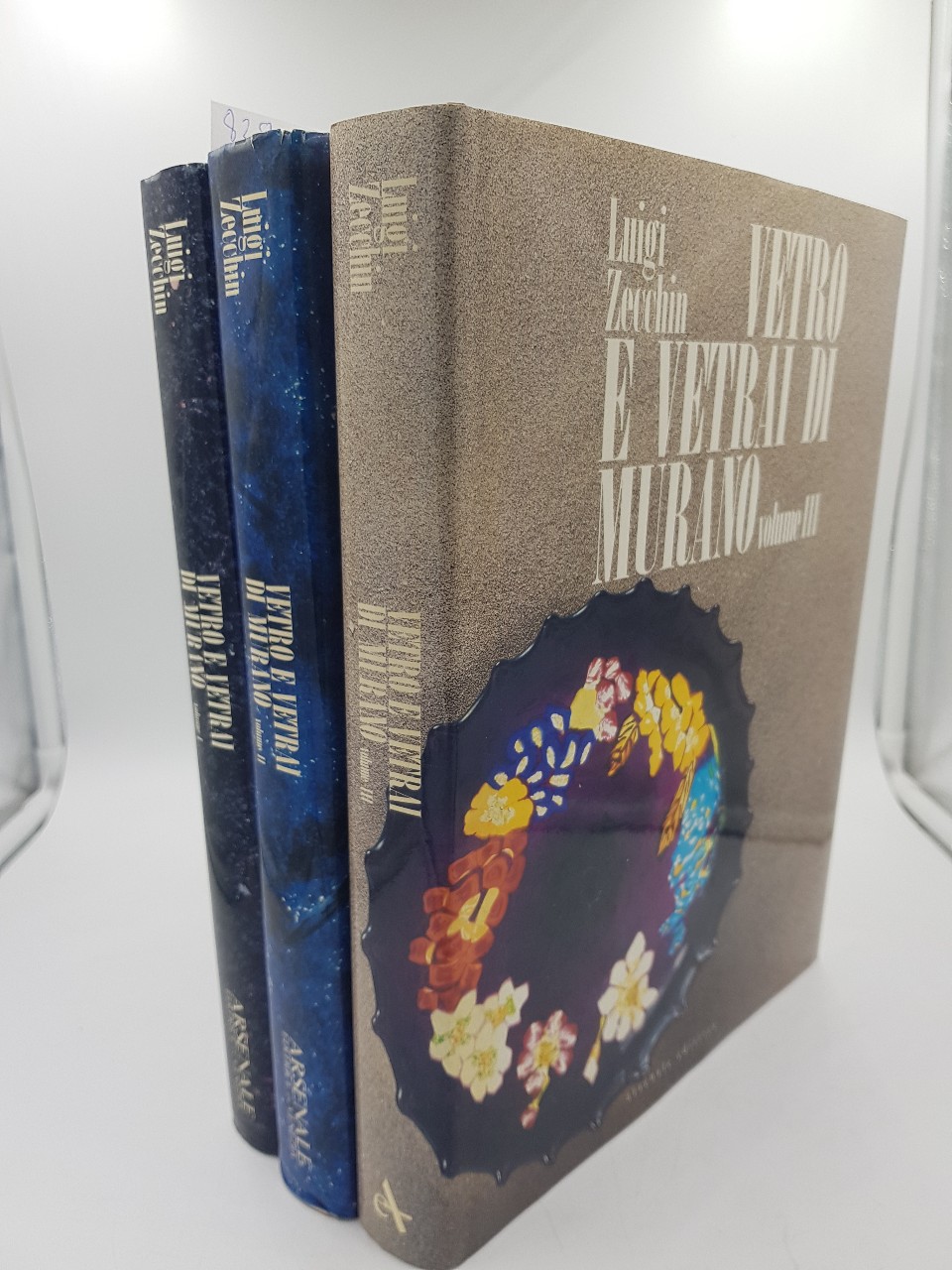 Zecchin, Luigi:  Vetro e Vetrai di Murano: Studi sulla storia del vetro, Volume I-III. 