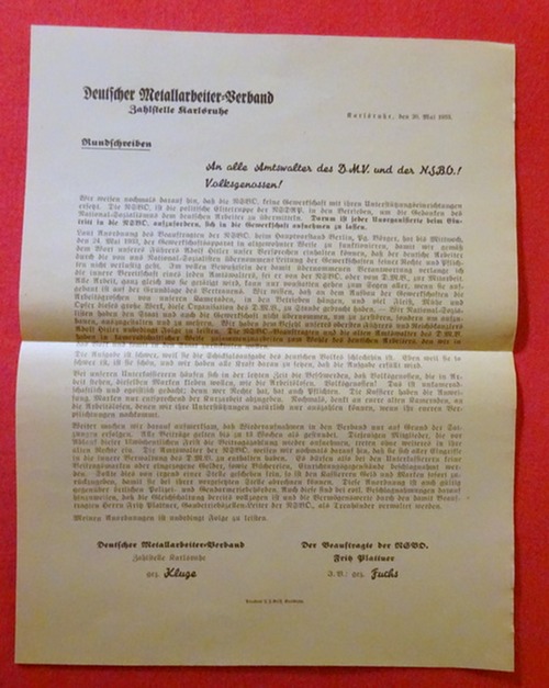 Plattner, Fritz  Rundschreiben / Flugblatt des (gleichgeschalteten) Deutschen Metallarbeiter-Verband Karlsruhe 30. Mai 1933 (Titel: "An alle Amtswalter des D.M.V. und des N.S.B.O. ! Volksgenossen!") 
