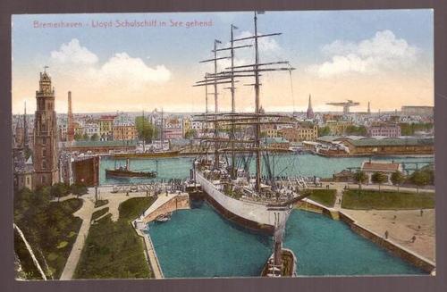  Ansichtskarte AK Bremerhaven. Lloyd Schulschiff in See gehend 