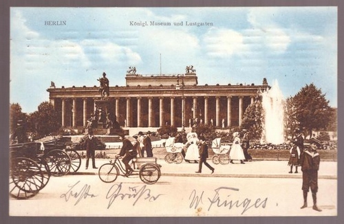   Ansichtskarte AK Berlin. Königl. Museum und Lustgarten (mit Fahrrädern, Kinderwägen und Kutschen) 