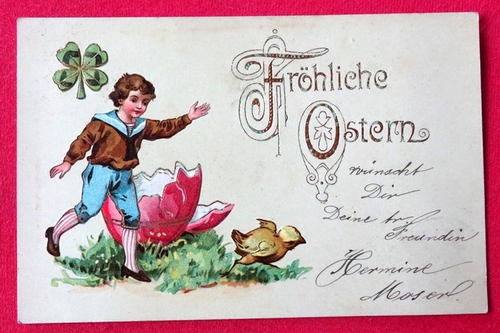   Ansichtskarte AK Fröhliche Ostern (Prägekarte. Junge mit Kleeblatt, Osterei und fliehendem Küken)) 