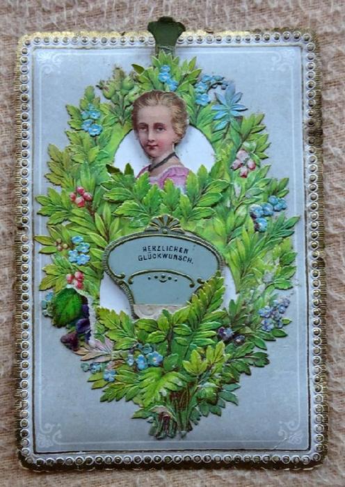   Farbig lithographierte Ziehkarte / Karte mit Ziehmechanismus "Herzlichen Glückwunsch" (Junges Mädchen umrankt von Blättern und Blüten) 