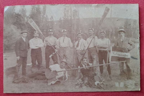   Orig. Foto Karlsruher Ruderklub Salamander (hinten bezeichnet: "In der Nähe des Salamander Bootshauses im Jahre 1895..." 
