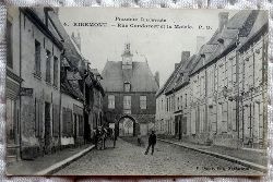   Ansichtskarte AK Ribemont - Rue Condorcet et la Mairie 