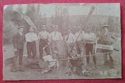  Orig. Foto Karlsruher Ruderklub Salamander (hinten bezeichnet: "In der Nhe des Salamander Bootshauses im Jahre 1895..." 