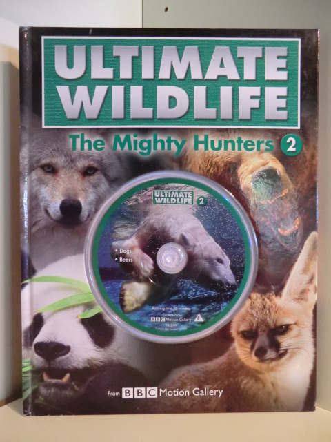 Pat Morris, Amy-Jane Beer  Ultimate Wildlife. The Mighty Hunter 2. The Dog Family. The Bear Family. With DVD 