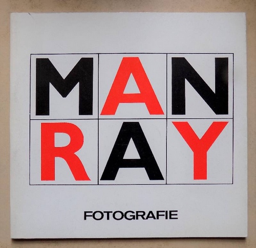Ray, Man  Fotografie - Ausstellung anlässlich des 10. Todestages von Man Ray. Galerie der Hochschule für Grafik und Buchkunst Leipzig. 