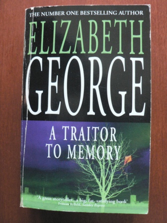 George, Elizabeth  A Traitor to Memory 