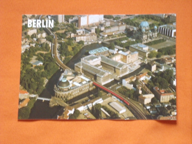   Postkarte: Berlin. Museumsinsel und Berliner Dom. 