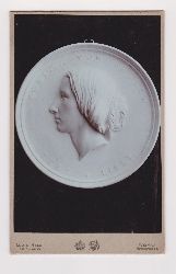 HELD, Louis.-  Original Photographie einer Medaille? / Wandteller? Cosima von Blow im Profil zeigend. 